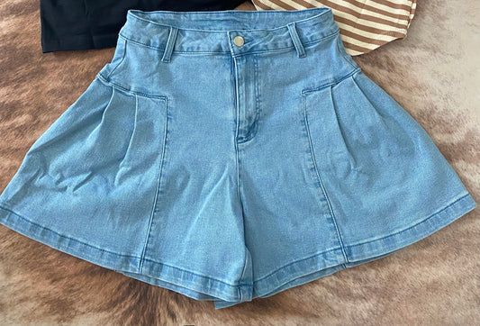 the monica shorts